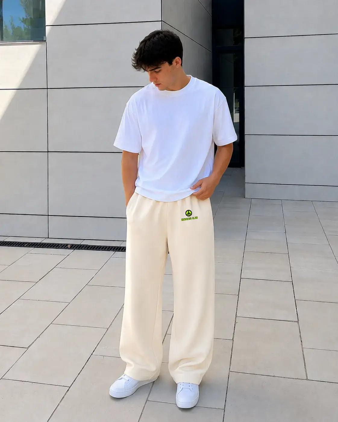 Kindness Baggy Sweatpant Beige
